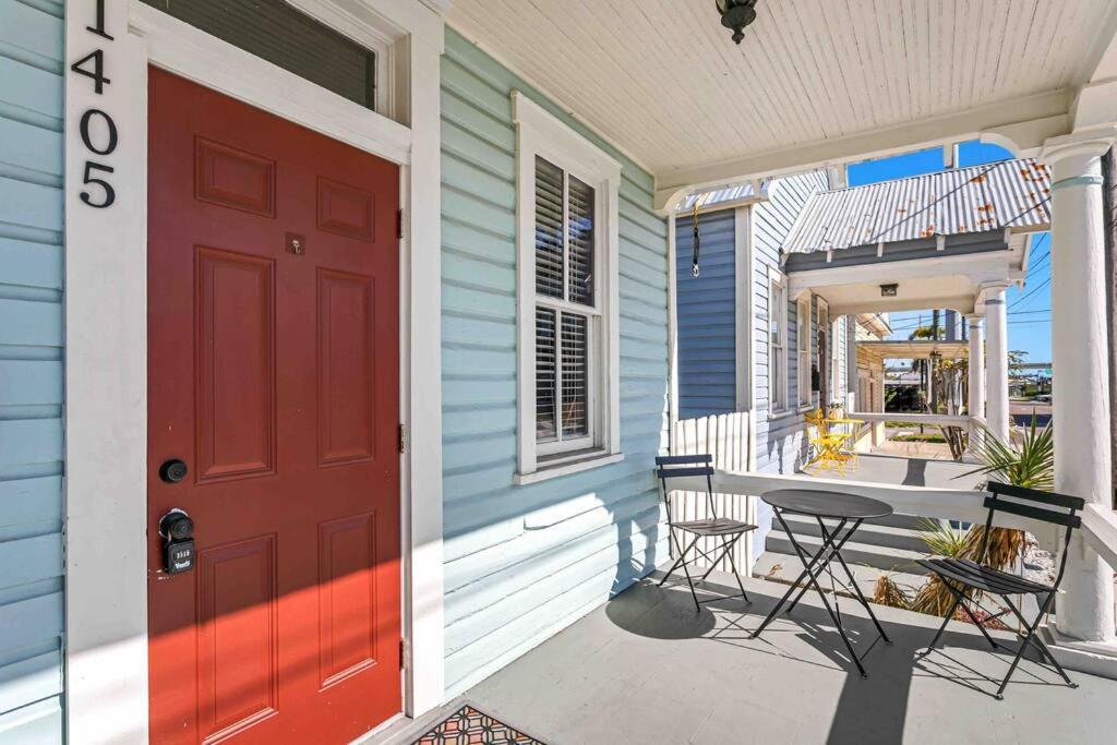 Friends Airbnb Themed 2Bed 2Bath Walkable To All Of Ybor Tampa Exterior photo